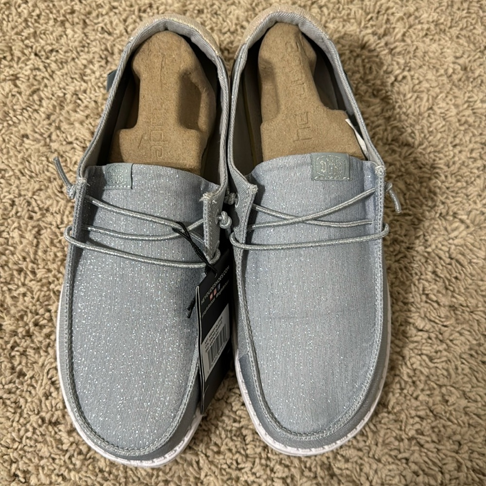 New with Tags Hey Dudes Wendy Glitter